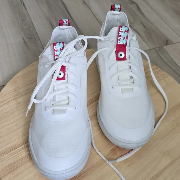 Bala Sneakers - Picture 4 of 12